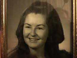 Today is my birthday ❤️ September 2, 1976 my mother did her thing😂😂😂😂  She gave birth to me! According to her she broke the hospital bed tryna do  it, while my dad