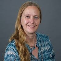 Lynne Landers's Instagram, Twitter & Facebook