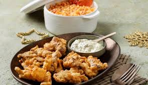 Sonhos de polvo com arroz de tomate e molho tártaro