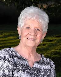 Peggy Nichols's Instagram, Twitter & Facebook