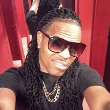 Kerry Noel (@kerrynoel14)