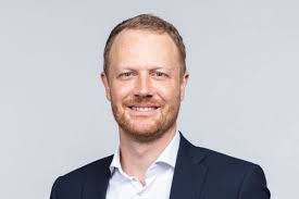 Robert Lamprecht's Instagram, Twitter & Facebook