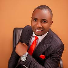 Those reposting my old tweet that if Obi wins 2 states, I will respect him  are clowns. Obi didn't win 2 states, it was the church that did. If he's  desperate for