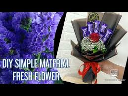 See more ideas about bunga kahwin, gubahan bunga, jambak bunga. How To Make Simple Budget Bouquet Cara Mudah Bajet Membuat Jambangan Bunga Coklat Youtube