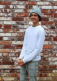 Estimated net worth of him is around $ 190k usd as of 2019. Sam Hurley Age Net Worth Height Parents Brothers 2021 World Celebs Com
