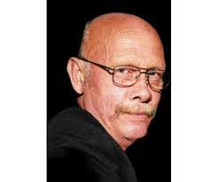 Kevin Weyer's Instagram, Twitter & Facebook