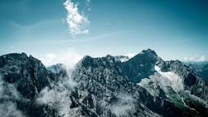 No view can keep up with the 360 °. 200 Jahre Erstbegehung Zugspitze Garmisch Partenkirchen