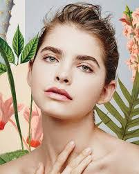 Danielle Gilliard's Instagram, Twitter & Facebook