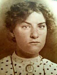 Not sure if this is allowed, I'm looking for photos of my great great nan,  Elizabeth Rogers who died aged 30 in1907 in childbirth, also of her husband  John Llewellyn Rogers who