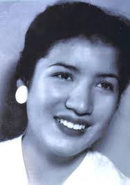 Lenora Hill's Instagram, Twitter & Facebook