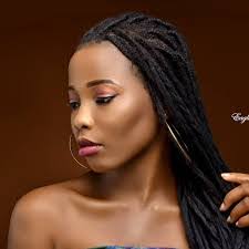 Genevieve Anthony's Instagram, Twitter & Facebook