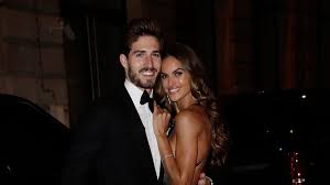 So heiß ist bruna marquezine. Kevin Trapp Und Freundin Izabel Goulart Knutschen Bei Neymar Party