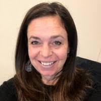 Mollie Perry's Instagram, Twitter & Facebook