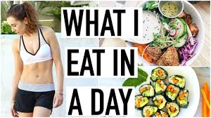 Try putting cinnamon sugar on the pancake while it is in the pan. Healthy Cinnamon Roll Pancakes Healthy Breakfast Idea Cooking With Liv Ep 24 Youtube