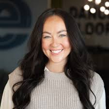 Cheers to growth in 2025! 🌱I am so excited to share that I'll be moving  into a new role at Envida Social as their Production Strategy Manager. I  feel incredibly grateful to