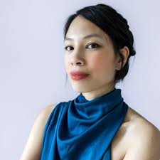 Emily Low (@EmLofromtheCho)