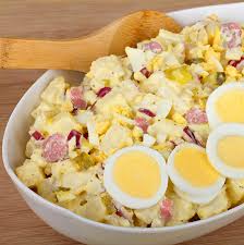 Ensaladilla rusa, ensaladilla rusa (la que se hace en rusia), ensaladilla rusa, ensaladilla rusa baja en carbohidratos, pastel. Ensaladilla De Huevo Alemana Receta De Divina Cocina