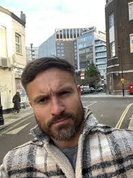 Chris Ihrig's Instagram, Twitter & Facebook