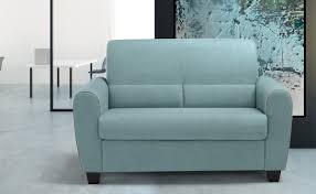 Wäre eine bessere variante als eine große couch, die die hälfte des wohnzimmers besetzt. Kleines Sofa Mit Abgerundeten Formen Idfdesign