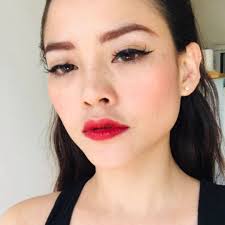 2544 โดยรับบทเป็น จันทรา (จันทร์) นางเอกของเรื่อง. Te2pphobhla8wm