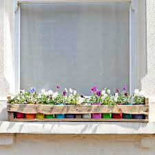Next, cut out a wooden board for the bottom of the box and drill a few holes through it for drainage. 20 Easy And Amazing Diy Wooden Planter Box Ideas