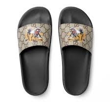 Mules Supreme Gg A Tigre Toile Gucci Pour Homme En Coloris Neutre Lyst Trova una vasta selezione di portafogli da uomo gucci a prezzi vantaggiosi su ebay. mules supreme gg a tigre