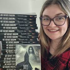 Danielle Jay • Author (@daniellejayauthor) • Instagram photos and videos