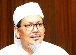 Buktinya adalah tuan tengku zulkarnain, pria berjenggot yang selama ini disebut ulama. E3czngmp4yjpam