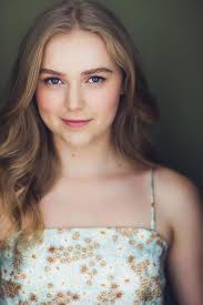 Rose Merrill's Instagram, Twitter & Facebook