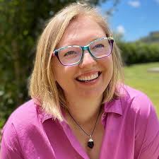 F@#* Motherhood: An Unconventional Look at Mothering: Holder, Brigid,  Beale, Sarah, Davy, Sara, Rahmat, Renee, Caesar, Meagan, Grace, Lucy Jean,  Emslie, Linda, Walters, Kali J., Jungfer, Jacqui, Maree, Dana:  9780645241501: Amazon.com: Books