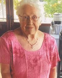 Winnie Fleming's Instagram, Twitter & Facebook