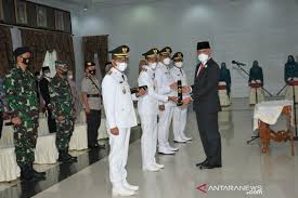 (lengkapnya dialog by sms oleh nurul hadi pemred bakin news dan gamawan fauzi bisa. Khairunas Yulian Efi Pimpin Solok Selatan Antara Sumbar