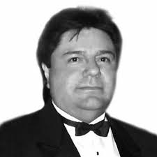 Stream Roberto Tello Martínez music