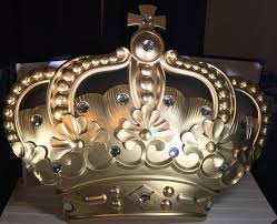 You Are Royalty Large Gold Crown With Jewels Inlay This Crown Wall Decor Will Make A Statement For Whatever You Use I Crown Wall Decor Wall Hanger Gold Crown