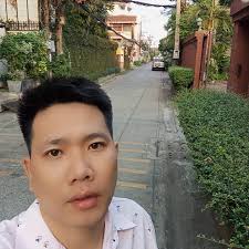 When u catch her in the rain 😂