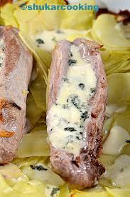 2 Filets Mignons 200 G De Roquefort 500 G De Pommes De Terre Sel Huile D Olive Chauffer Votre Four A Recettes De Cuisine Recette Roquefort Recette Filet Mignon