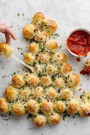 The best list of easy appetizers for a crowd! 65 Best Christmas Appetizers 2020 Easy Recipes For Christmas Party Apps
