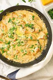 Creamy Chicken Cheddar Cheese Sauce The Yummy Bowl