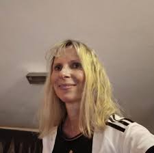 First day of the #4hillstournament is done ✔️ What an amazing home crowd  here in #Oberstdorf 🥳 looking forward to tomorrow's competition within  this great atmosphere 🇩🇪🦅💪🏻 #teamwellinger