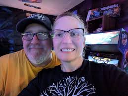 If anyone wants to be friends! 🍕