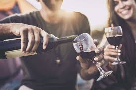 Krebsrisiko Eine Flasche Wein Pro Woche So Schadlich Wie 10 Zigaretten Fit For Fun