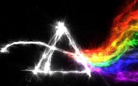 Designed by aubrey powell and storm thorgerson of hipgnosis, the original design was born during their late night brainstorm sessions. Image 735457 Dark Side Of The Moon Cover Parodies Know Your Meme