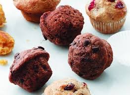 Pin By Lorena On Plaisir Laitier Recette Banana Chip Muffins Mini Chocolate Chip Muffins Banana Chips