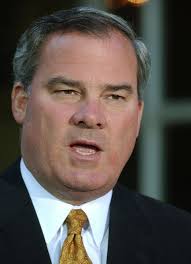 Feds probe Rowland's consulting deal