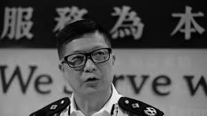 鄧炳強, born 4 july 1965 with family roots in dongguan, guangdong) is the current commissioner of police of the hong kong police force since 19 november 2019. æž—é›¢ç›¡èªŒ é„§ç‚³å¼· çœŸæ­£æœ€å¤§å¨è„…é¦™æ¸¯äººçš„è¶…ç´šæ¥µåº¦å±éšªäººç‰©