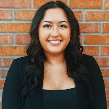 Selena Eldridge's Instagram, Twitter & Facebook