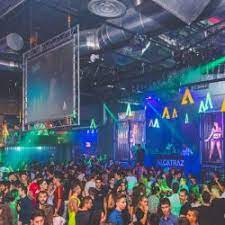 A milan audio tour through history and fashion. The Best Nightclubs In Milan For A Fun Night Out Meet The Cities