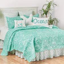 Turquoise bedding set queen king size duvet cover bedsheets pillowcase. Amazon Com C F Home Blue And White Turquoise Bay Twin 2 Piece Cotton Quilt Set Summer Beach Ocean Coastal Reversible Machine Washable Lightweight Bedspread Coverlet Twin 2 Piece Set Blue Home Kitchen