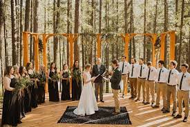 Hold your ceremony in front of our hand peeled arbor logs and move. Wedding Venues In Leavenworth Wa 180 Venues Pricing Availability