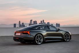 The handling of this car is comparable with more expensive sport sedan, the cabin itself is also very quiet, the sho is the sportier trim level so it is more agile than the standard version. Audi E Tron Gt Concept Is A Drop Dead Gorgeous 4 Door Ev Slashgear